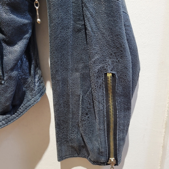 Men's Dark Blue Leather Bomber Jacket - Picture 6 of 13